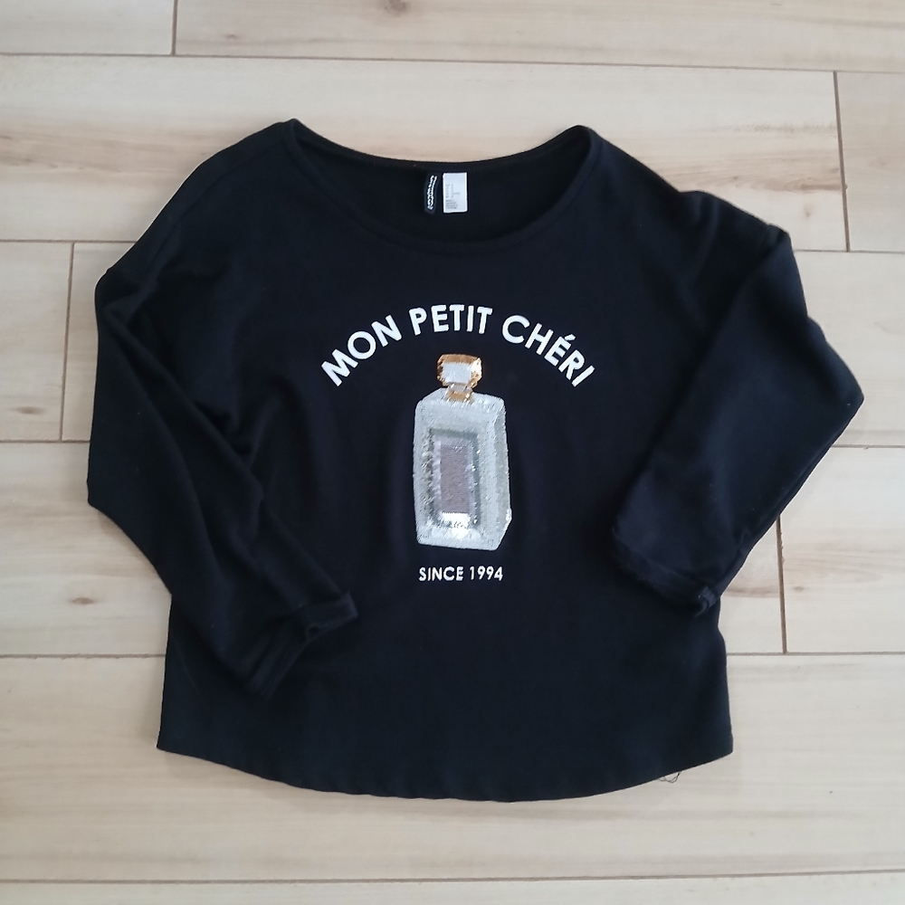 H&M Black Sweatshirt Style with Graphic Perfum Design Size Medium Boatneck